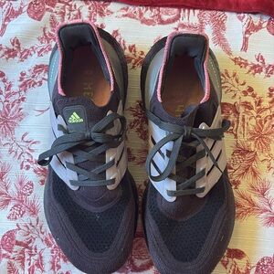 Adidas black / gray Ultraboost running shoes. Size 7. Only worn a few times.